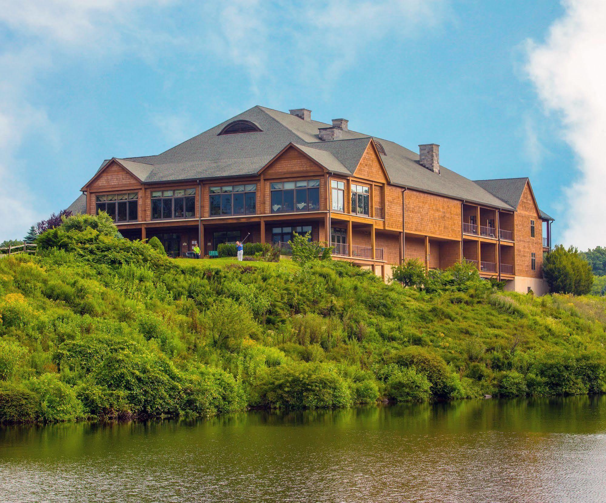 Skytop Lodge Exterior photo