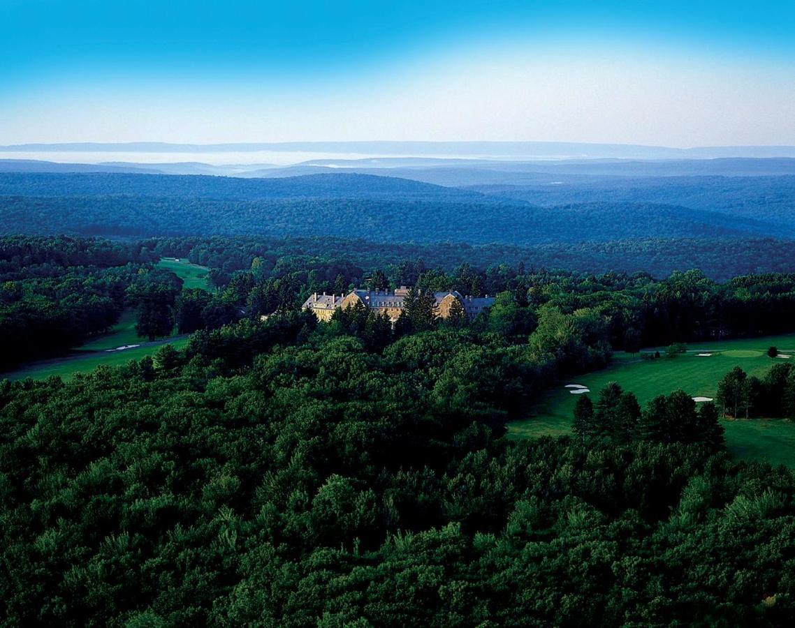 Skytop Lodge Exterior photo